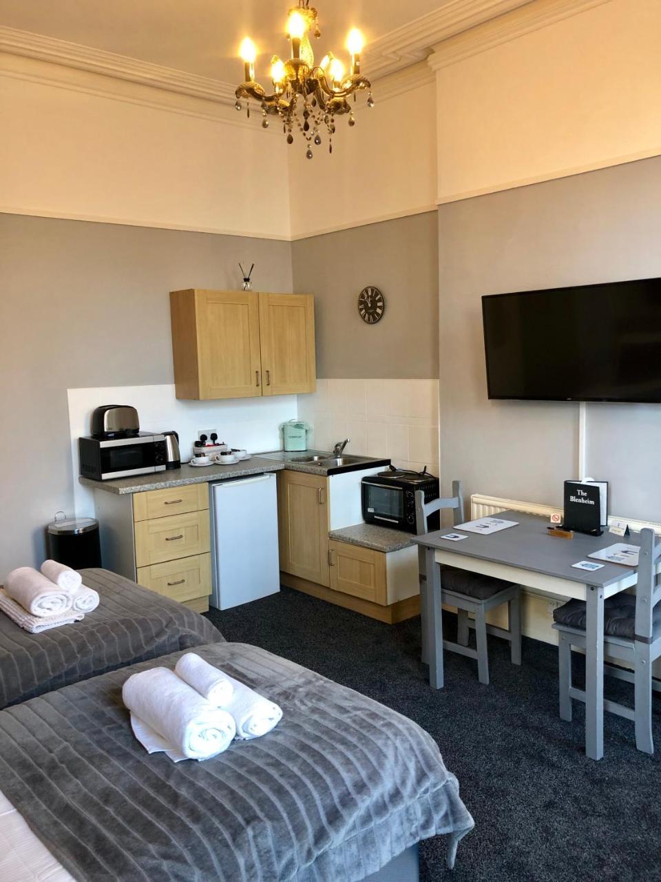 The Blenheim Bed & Breakfast Dawlish Eksteriør bilde